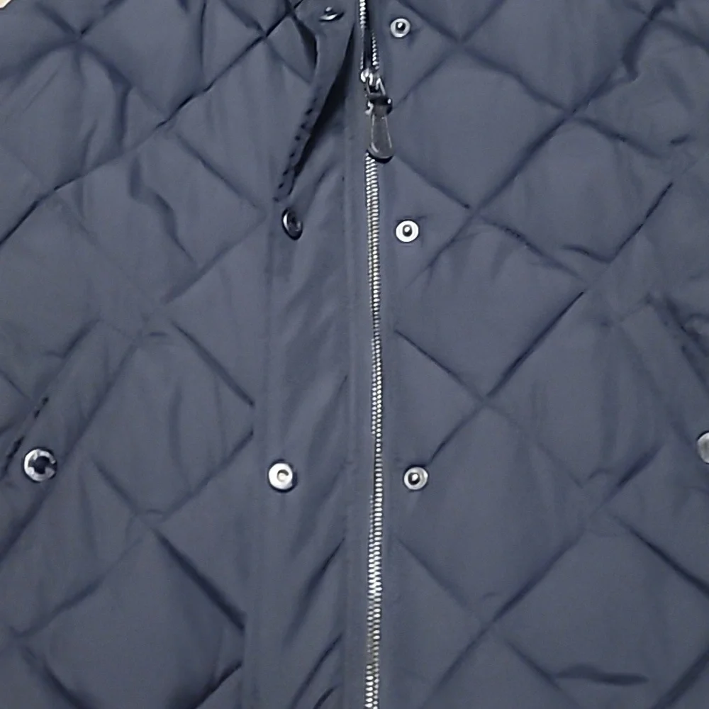 Quilted Vest - Picture 3 of 7
